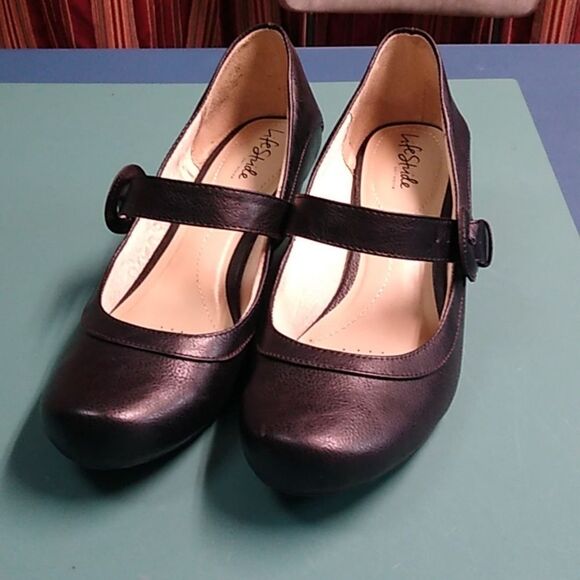 Life Stride Women's 11W Rozz Mary Jane Black Shoe Cottagecore Granny Chic - Picture 1 of 7